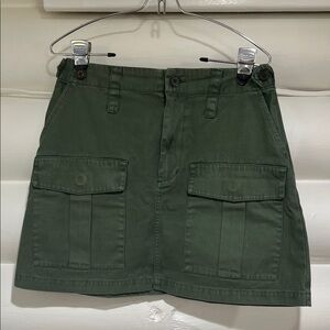 Universal Thread Green Utility Skirt